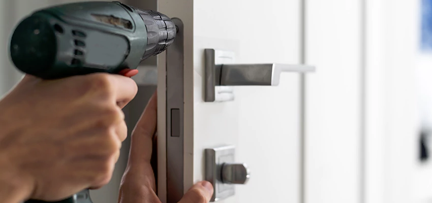 Locksmith For Lock Replacement Near Me in Palm Bay, FL