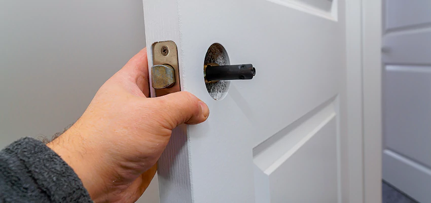 Nighttime Locksmith For Lock Repair in Palm Bay, FL